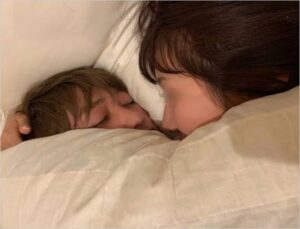 橋本涼と女性